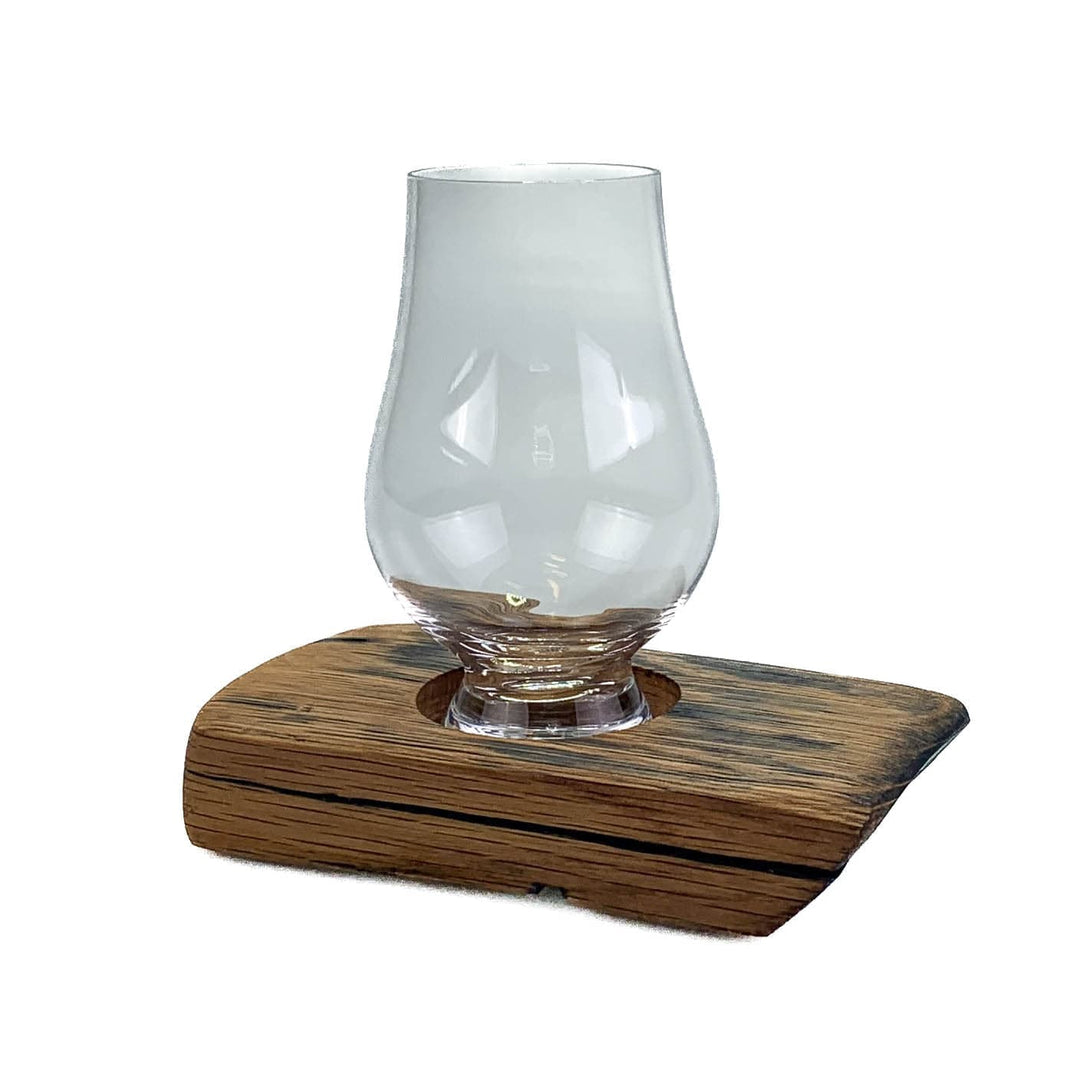 In this photo Darach glass holder with 1 Glencairn glass Mood4Whisky