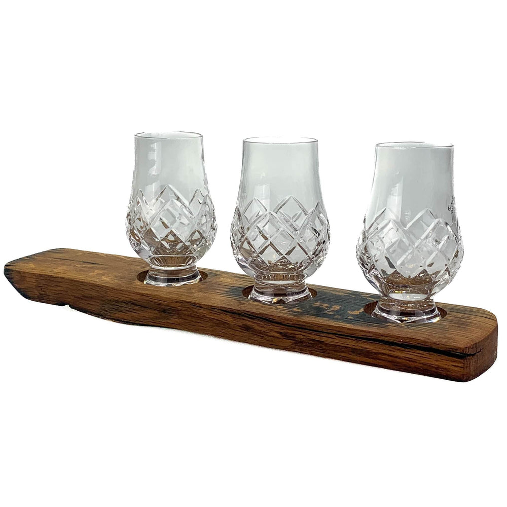 In this photo Darach glass holder with 3 Glencairn Cut glasses Mood4Whisky