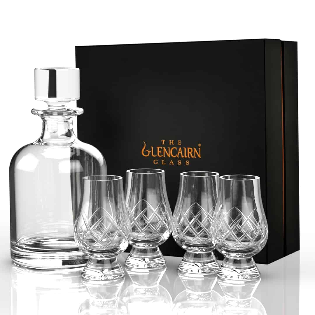 In this photo Glencairn Decanter Gift Set with 4 Cut Glasses Mood4Whisky