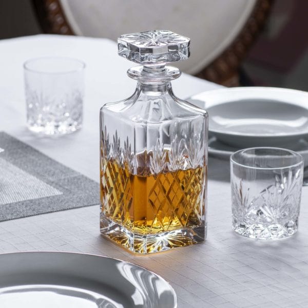In this photo Glencairn Decanter Skye Square Mood4Whisky