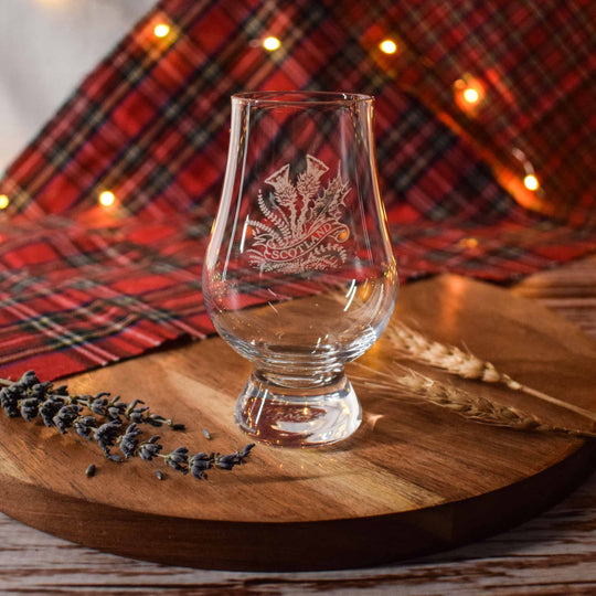 In this photo Glencairn Glass – Scottish Gift Set of 4 Mood4Whisky