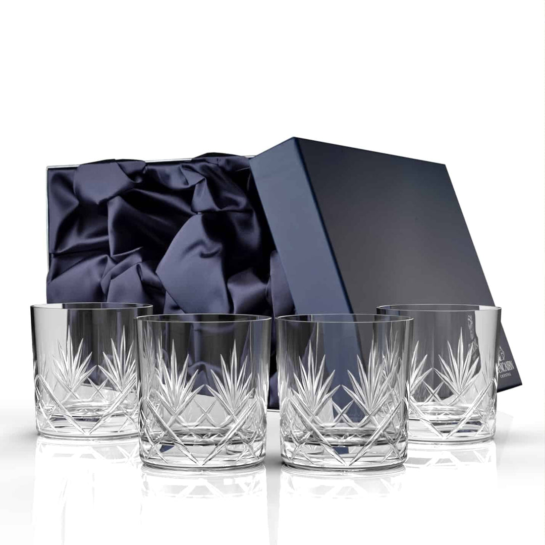 In this photo Glencairn Skye Whisky Gift Set of 4 Mood4Whisky