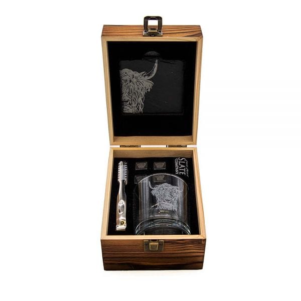 In this photo Whisky Tasting Gift Set Highland Cow Mood4Whisky