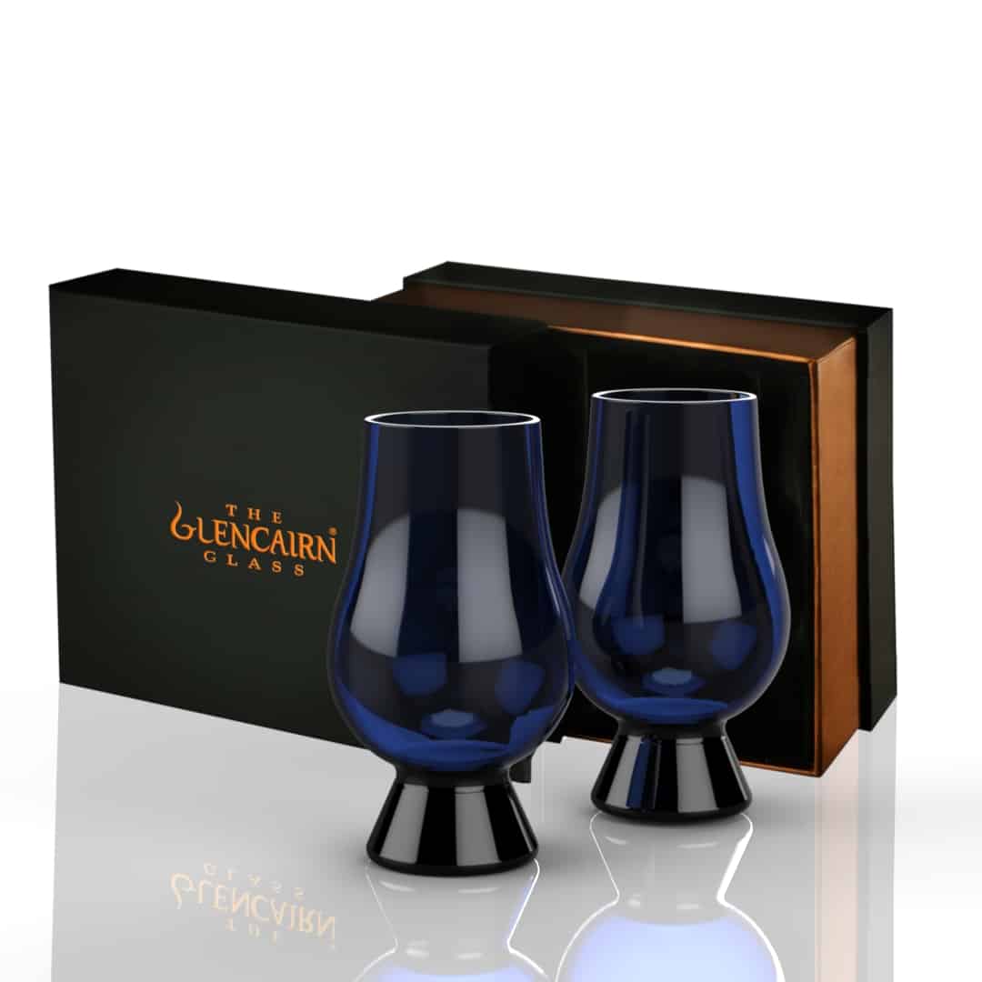 In this photo Glencairn Gift Set 2x Whisky Glass Blue MoodCompanyNL